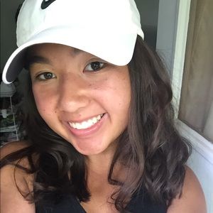 Meet your Posher, Tia